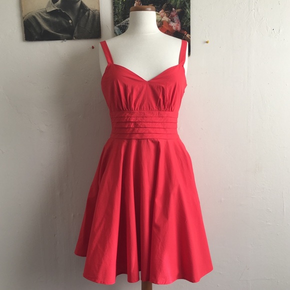 BB Dakota Dresses & Skirts - BB Dakota Red Sun Dress 👗